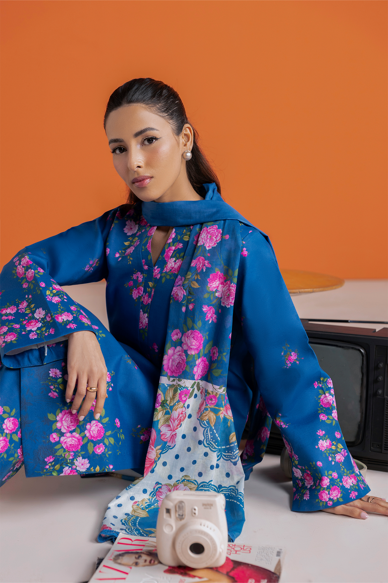 Raj bari | Amal Summer Prints 3Pc Unstitched | 09