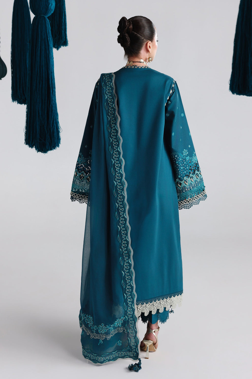 Qalamkar | Festive Lawn '26 | KAISA