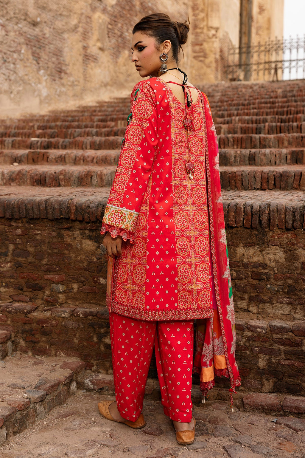 Charizma | Chunri Unstitched Lawn VOL 1 | CHN6-06