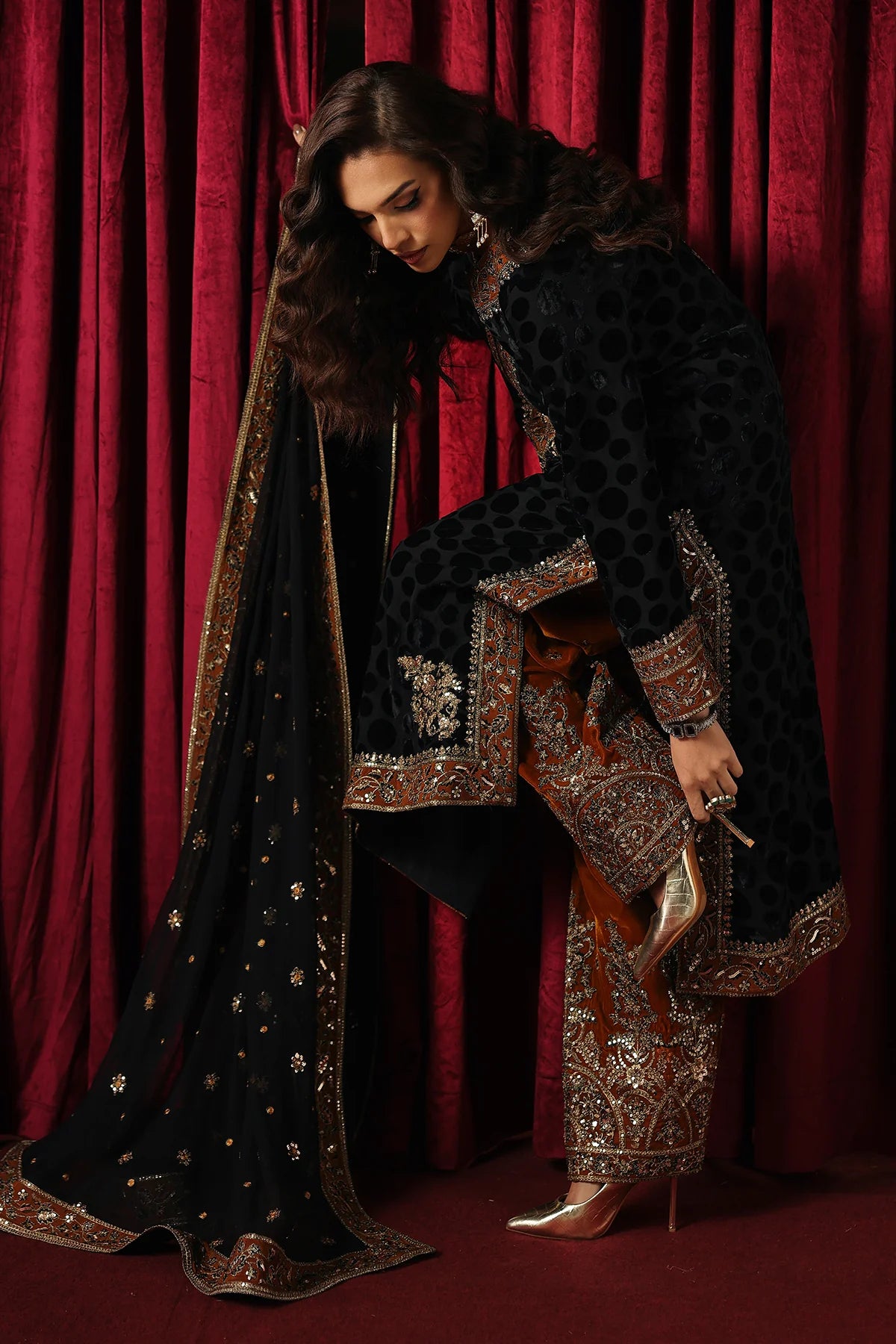 CHARIZMA | Premium Velvet | CVT5-14