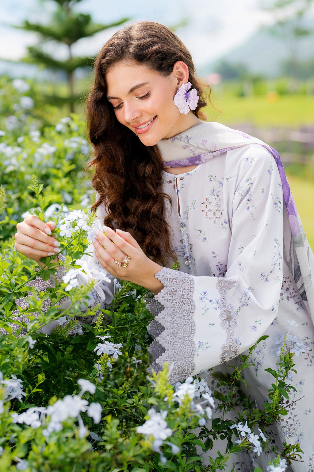 Baroque | Embroidered Lawn | UF-4211