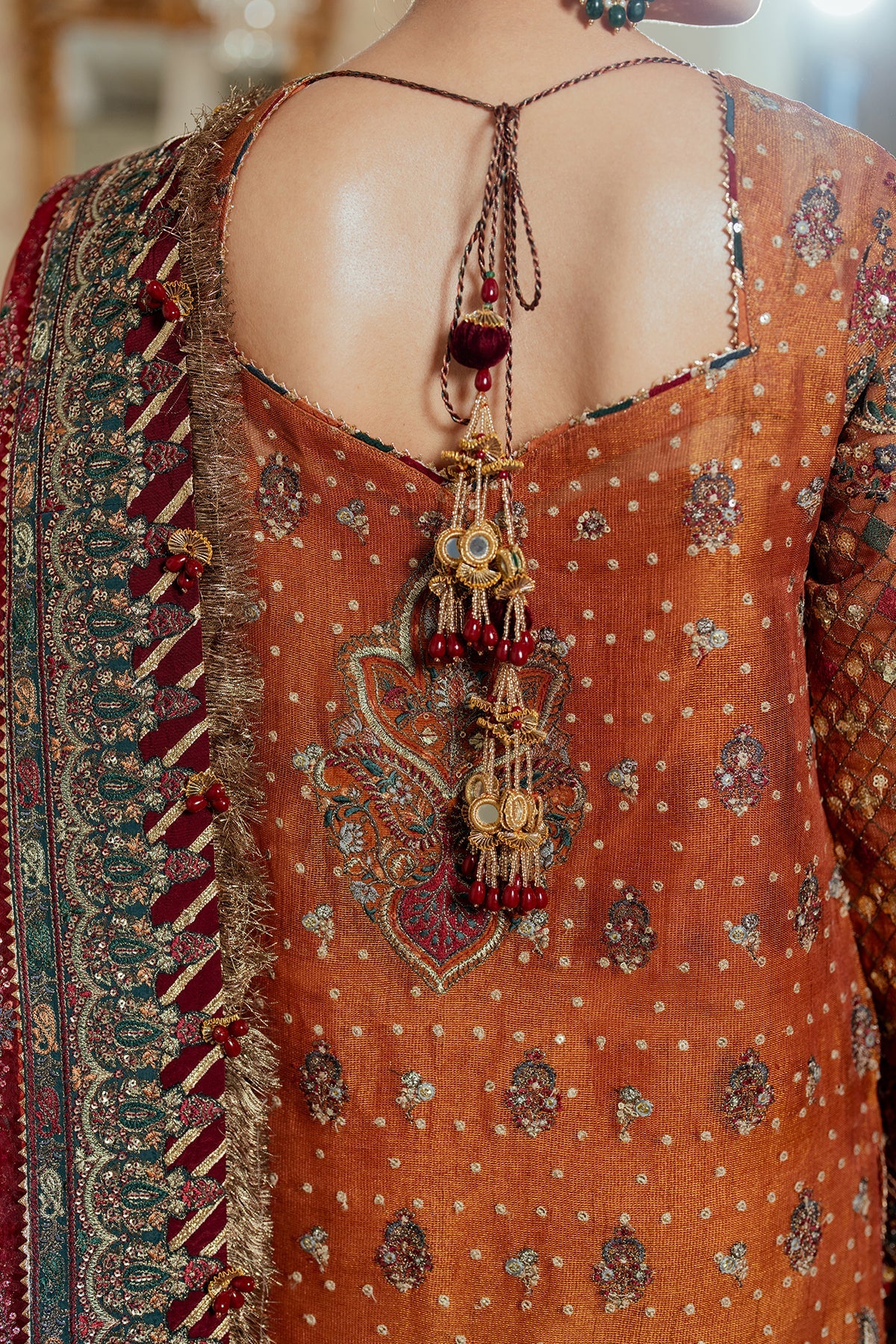 Baroque | EMBROIDERED NET | CH13-01