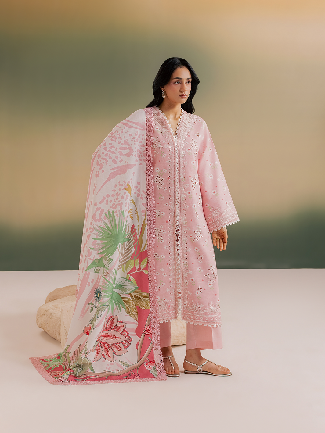 Mahnur | Sage winter Lilen | IIM-06