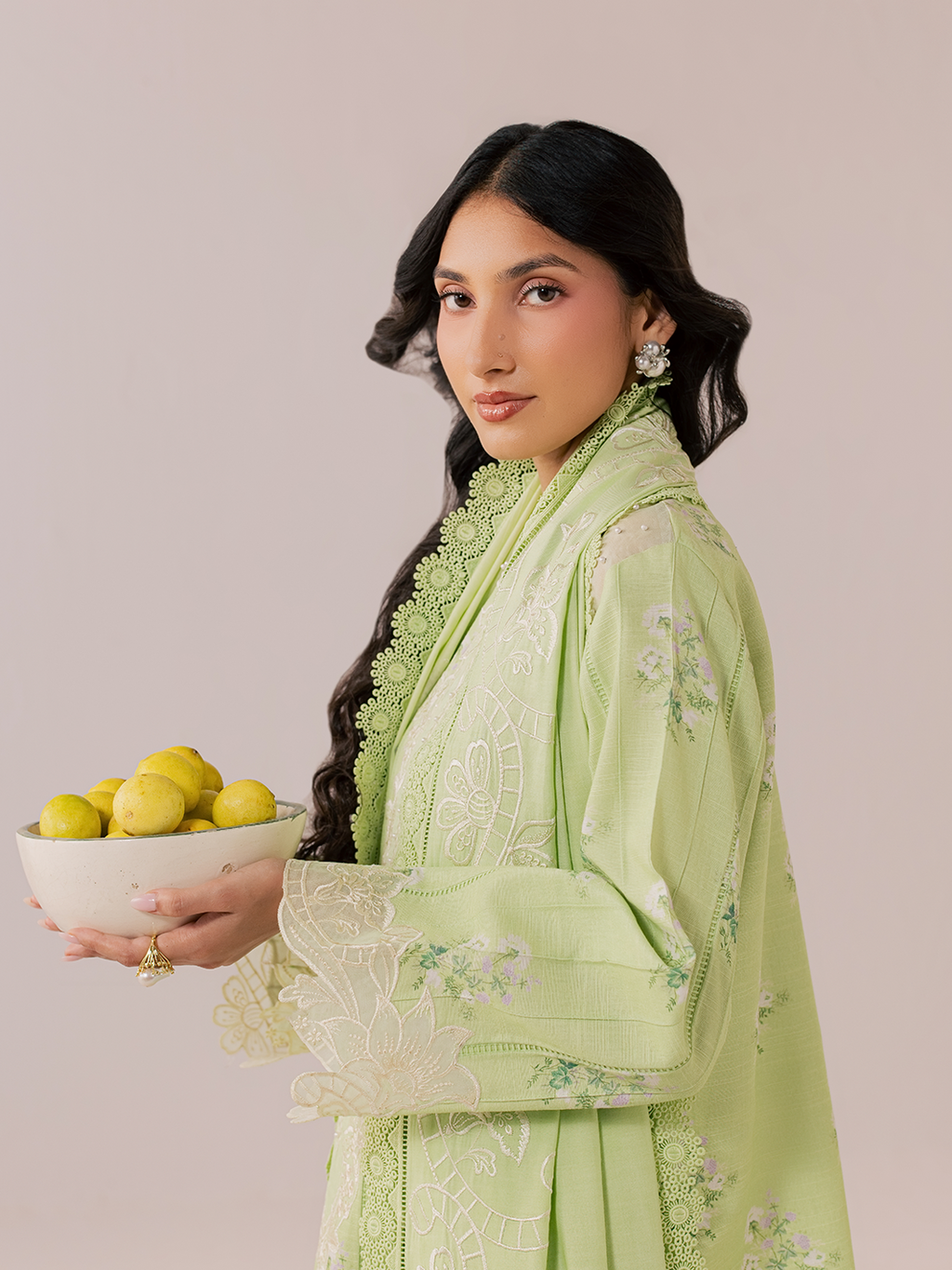 Mahnur | Sage winter Lilen | IIM-07