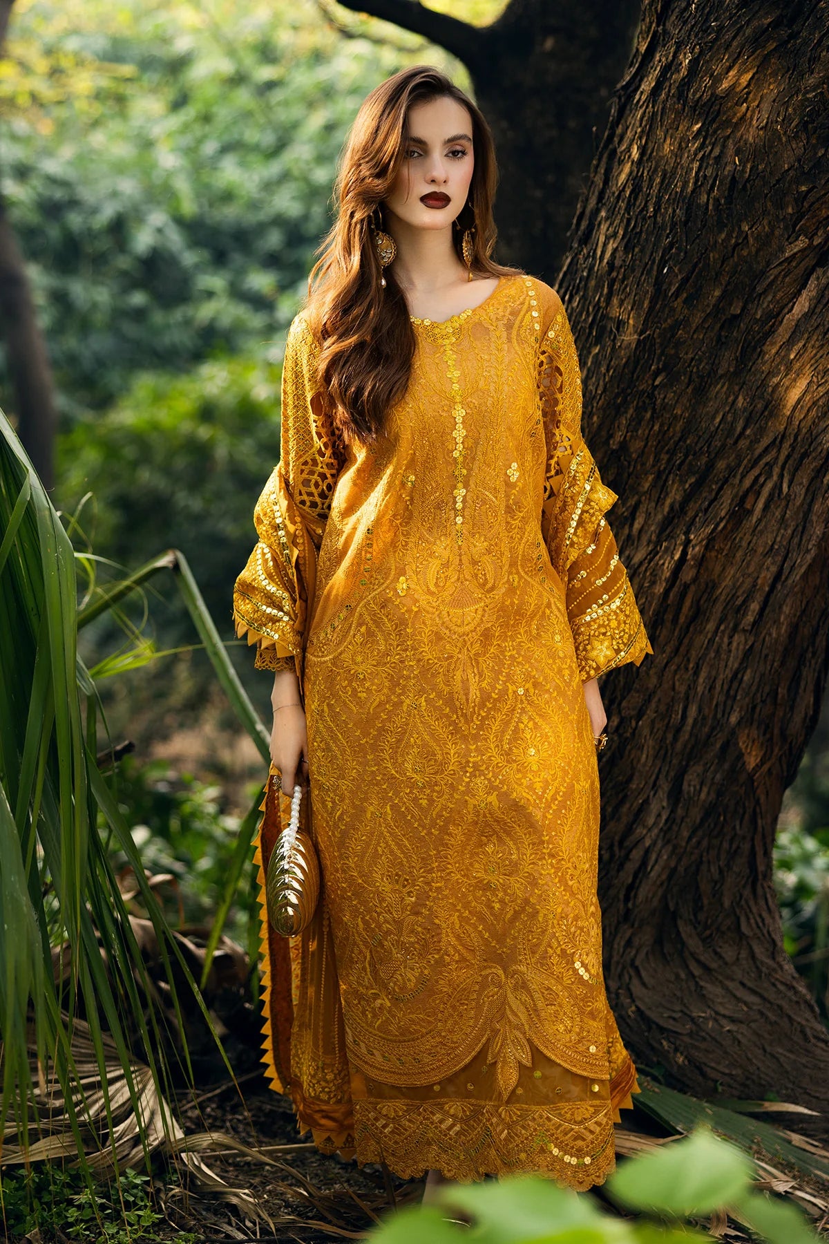 Raeesa | Garden of Eve Luxury Lawn 25 |   Evora_A
