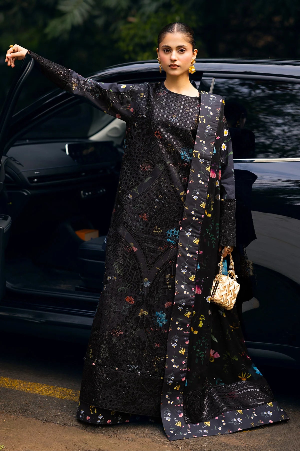 Raeesa | Garden of Eve Luxury Lawn 25 | Evynne_B