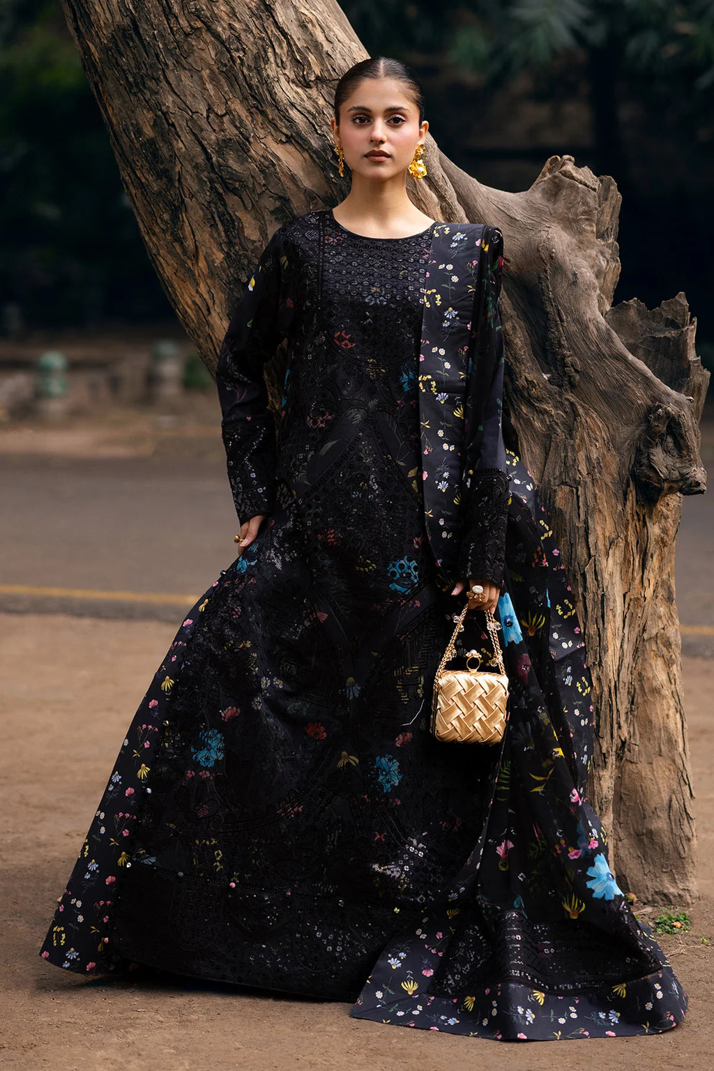 Raeesa | Garden of Eve Luxury Lawn 25 | Evynne_B