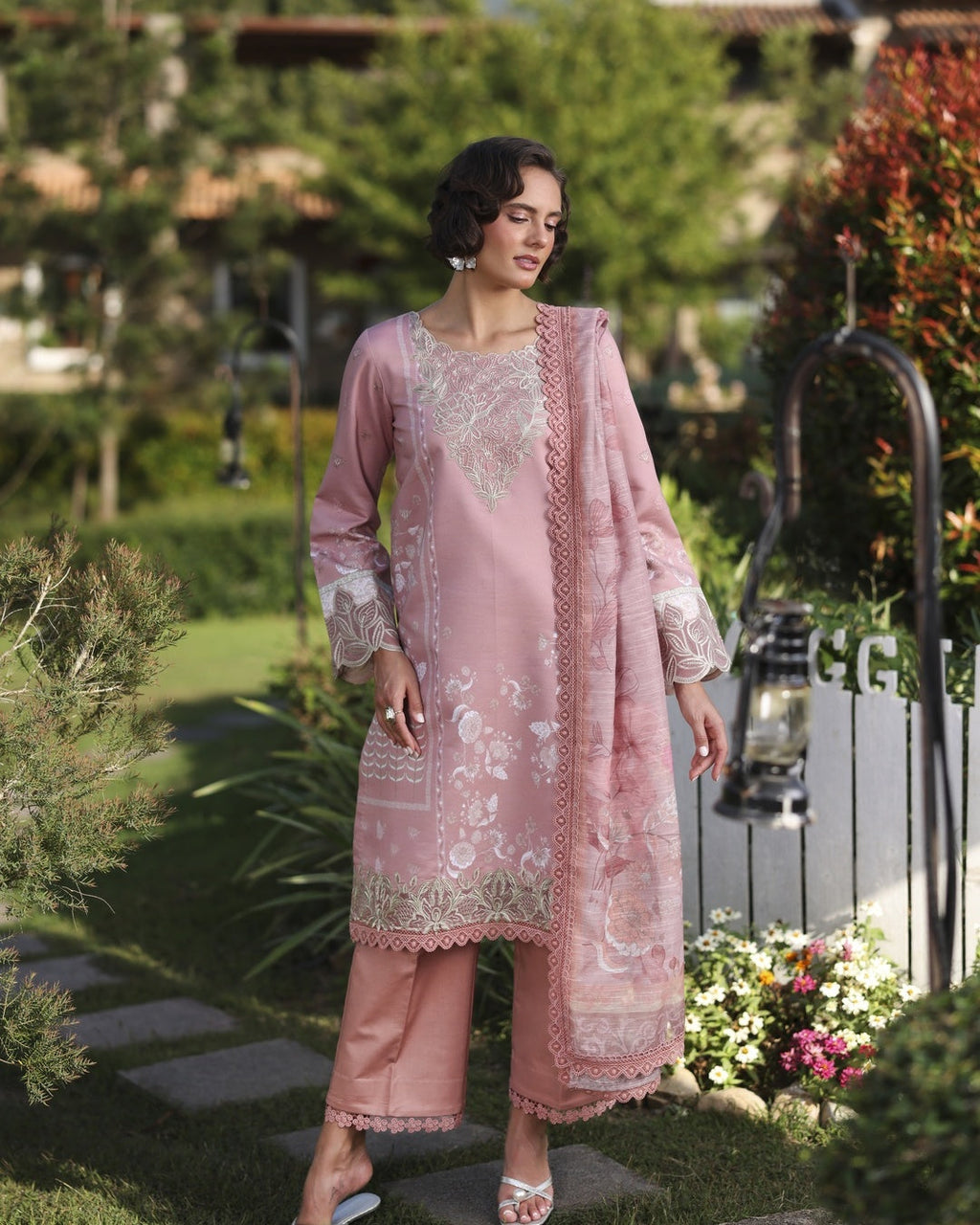 Ayleen | Weave & Wonder Digital Printed Lawn | Khushrang