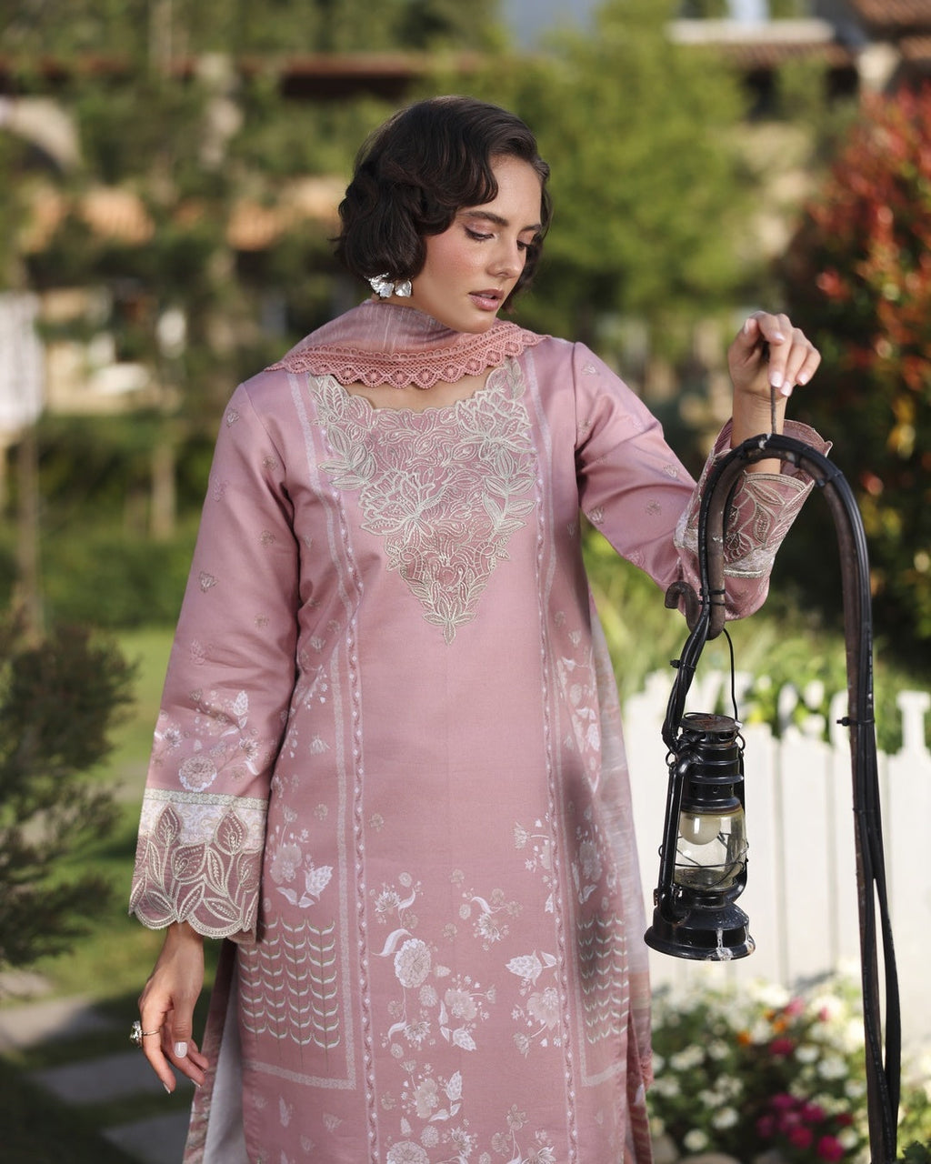 Ayleen | Weave & Wonder Digital Printed Lawn | Khushrang