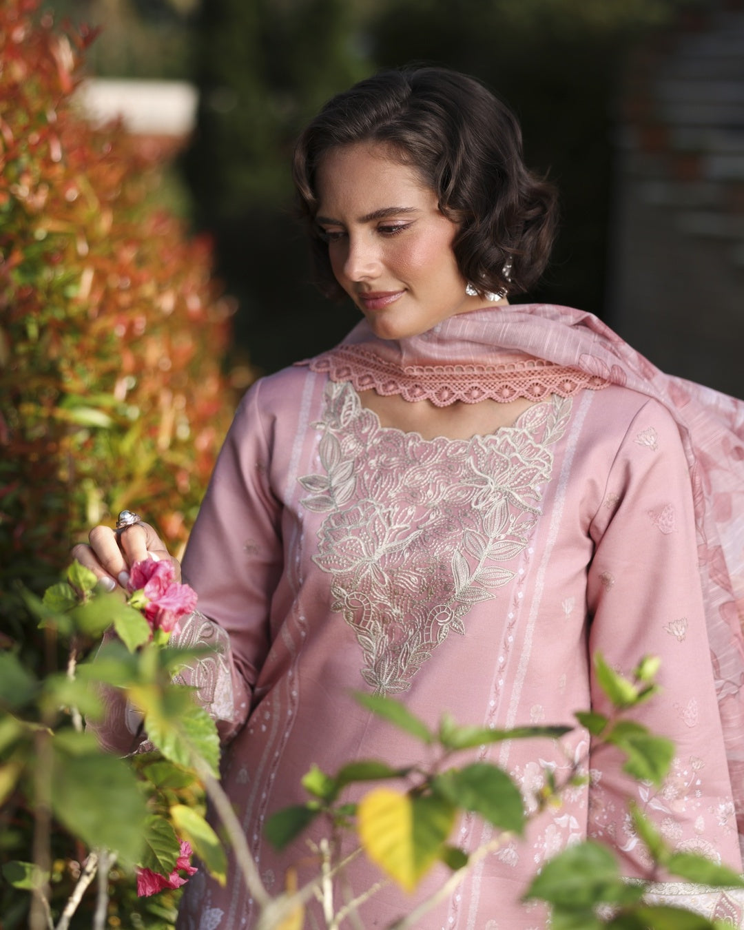 Ayleen | Weave & Wonder Digital Printed Lawn | Khushrang