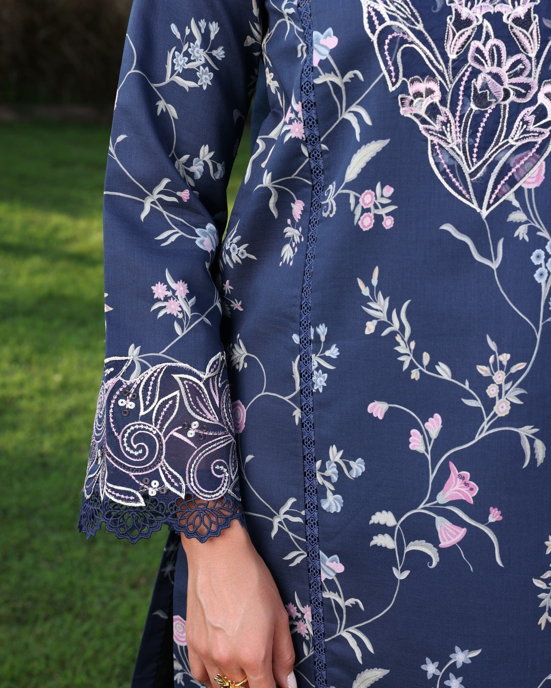 Ayleen | Weave & Wonder Digital Printed Lawn | Gulposh