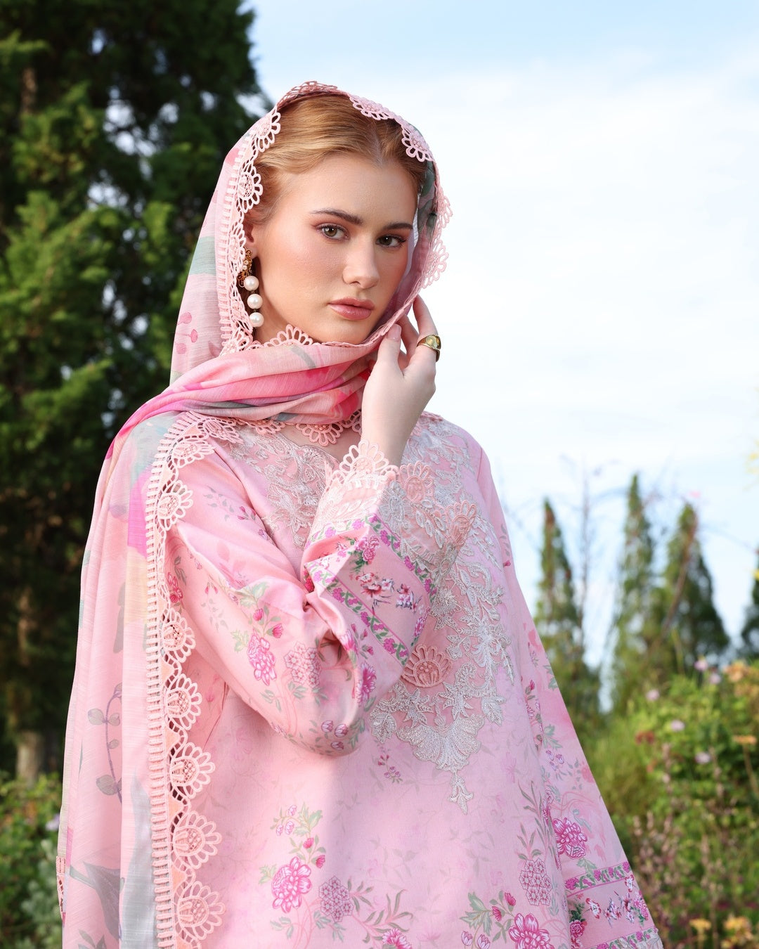 Ayleen | Weave & Wonder Digital Printed Lawn | Raksh