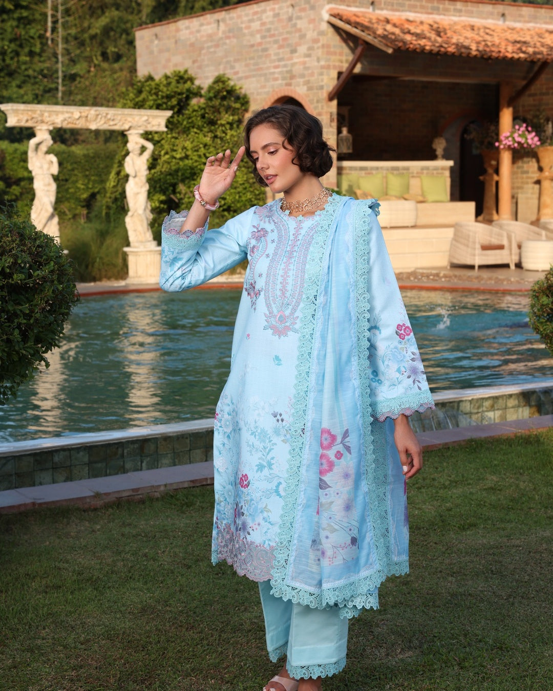 Ayleen | Weave & Wonder Digital Printed Lawn | Mehfooz