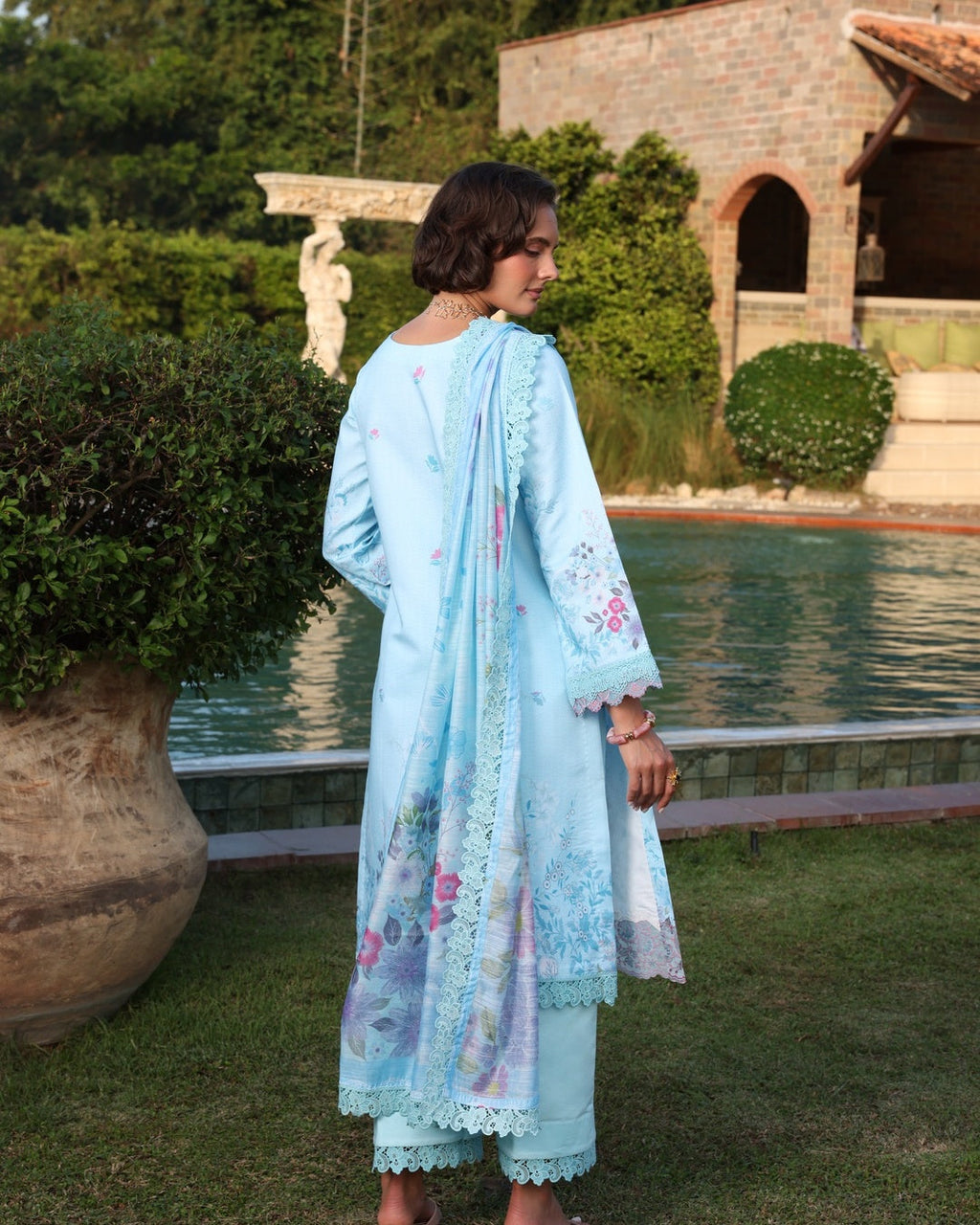 Ayleen | Weave & Wonder Digital Printed Lawn | Mehfooz