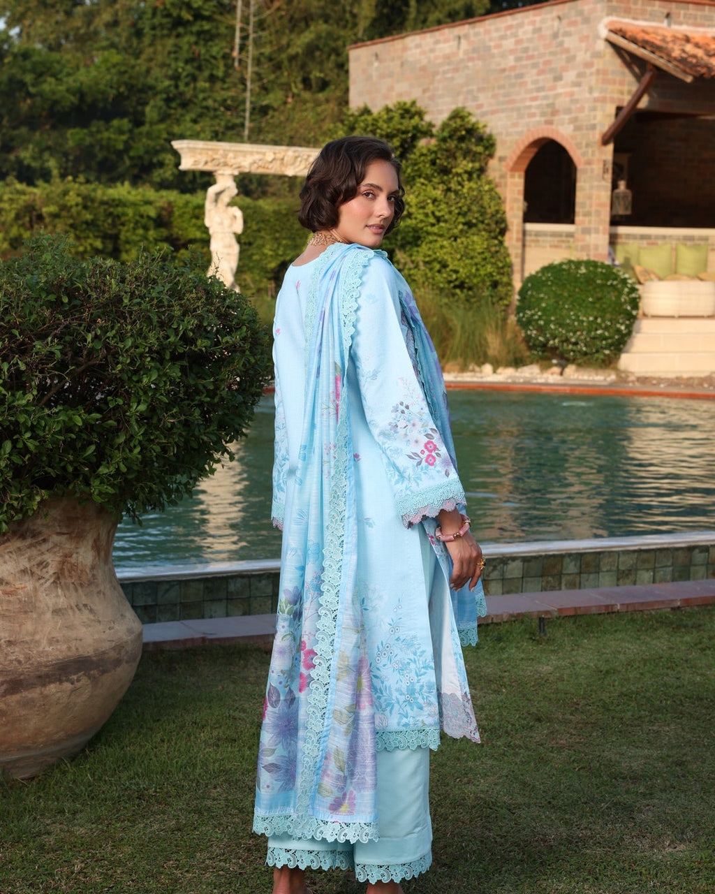 Ayleen | Weave & Wonder Digital Printed Lawn | Mehfooz