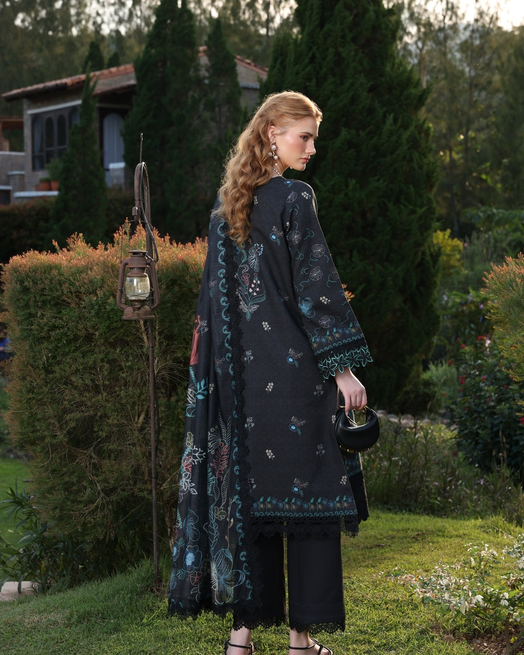 Ayleen | Weave & Wonder Digital Printed Lawn | Gulraana