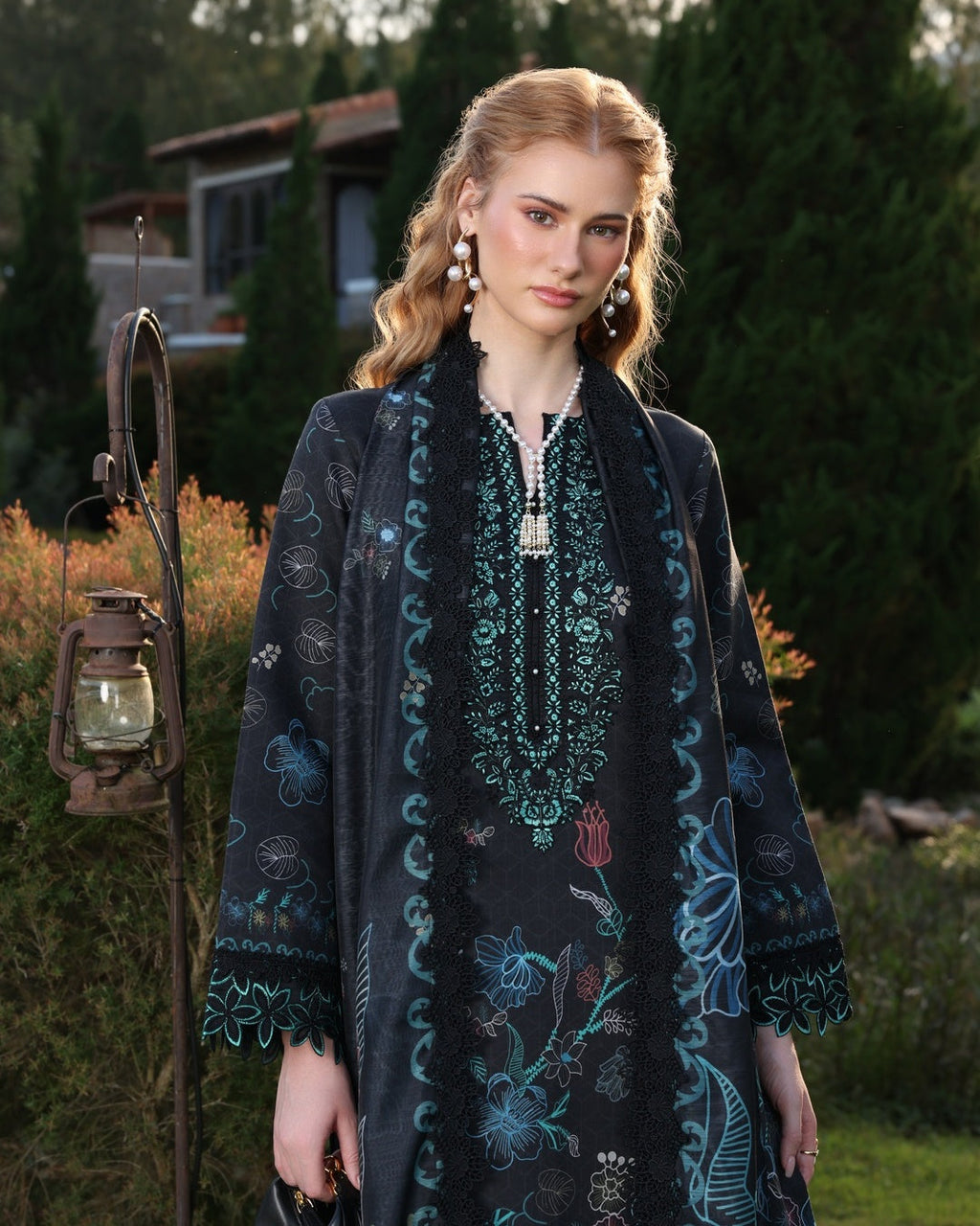 Ayleen | Weave & Wonder Digital Printed Lawn | Gulraana