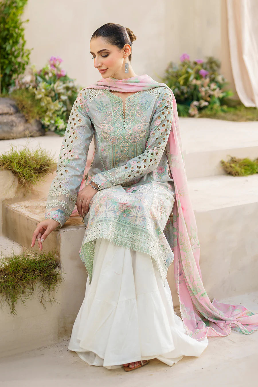 IZNIK | EMBROIDERED LAWN | SFL-07