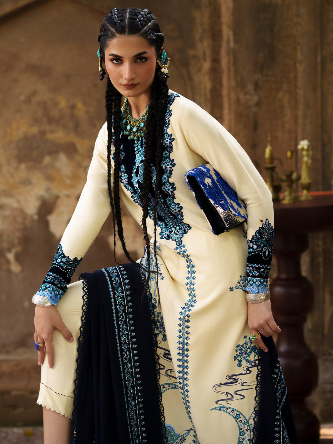 BIn Ilyas | Gulnar Karandi '26 Winter | 1011 B