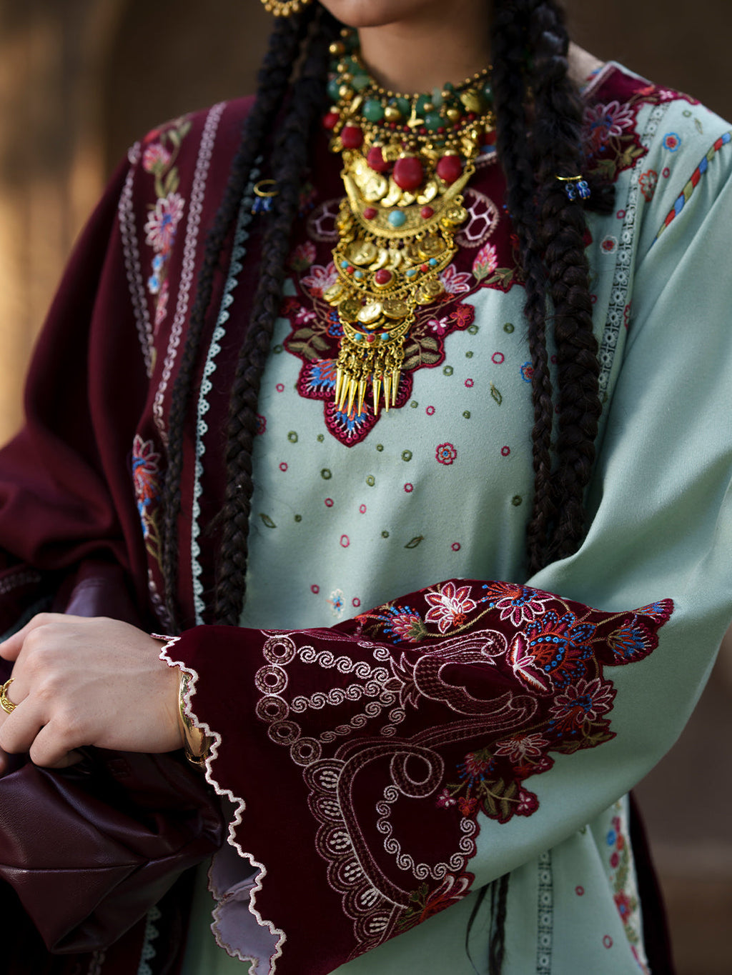 BIn Ilyas | Gulnar Karandi '26 Winter | 1012 A