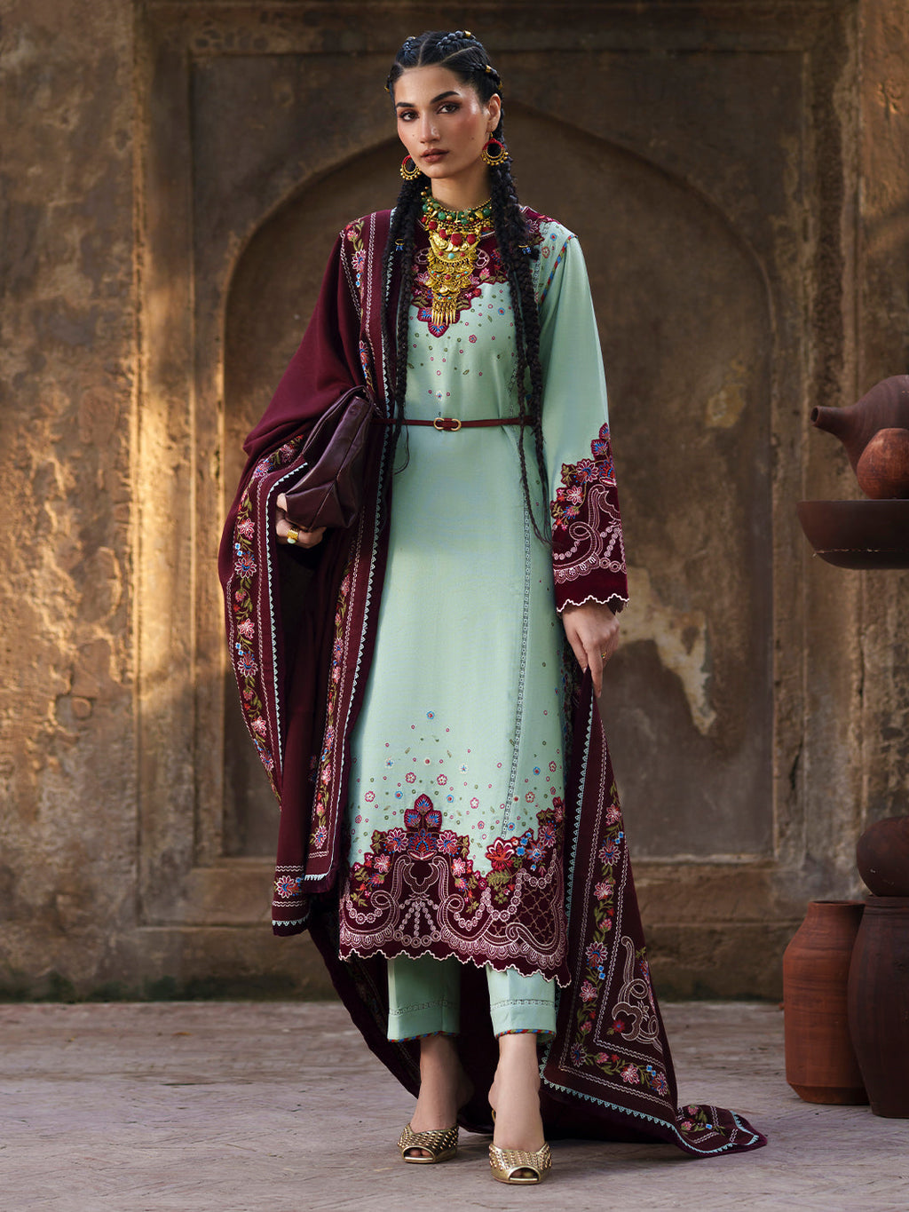BIn Ilyas | Gulnar Karandi '26 Winter | 1012 A