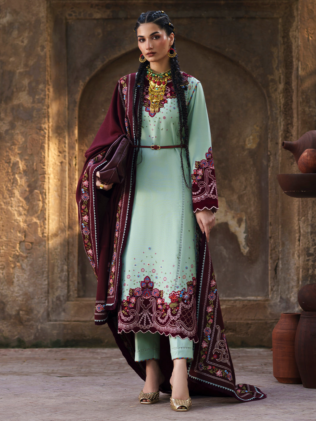 BIn Ilyas | Gulnar Karandi '26 Winter | 1012 A