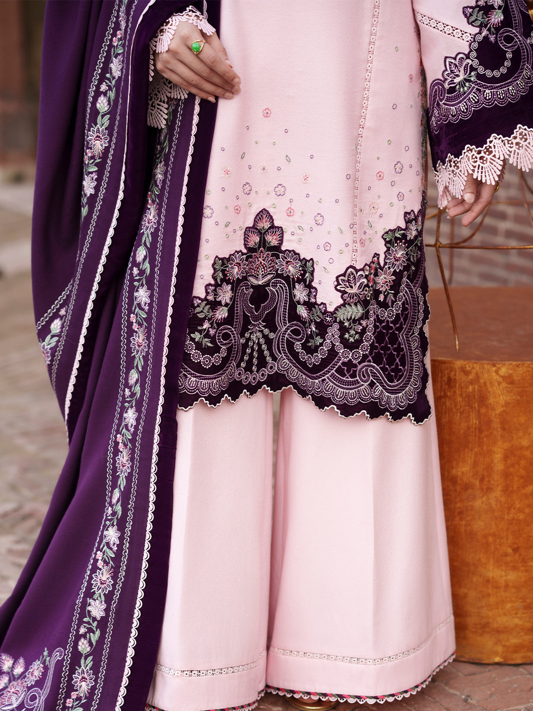 BIn Ilyas | Gulnar Karandi '26 Winter | 1012 B