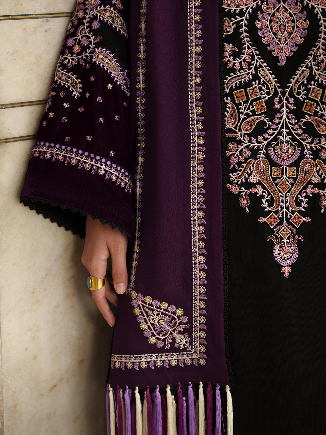 BIn Ilyas | Gulnar Karandi '26 Winter | 1013 B