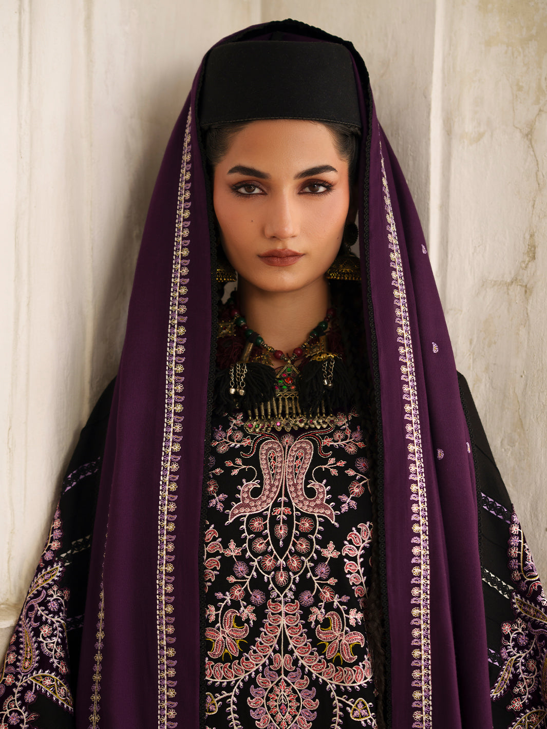 BIn Ilyas | Gulnar Karandi '26 Winter | 1013 B