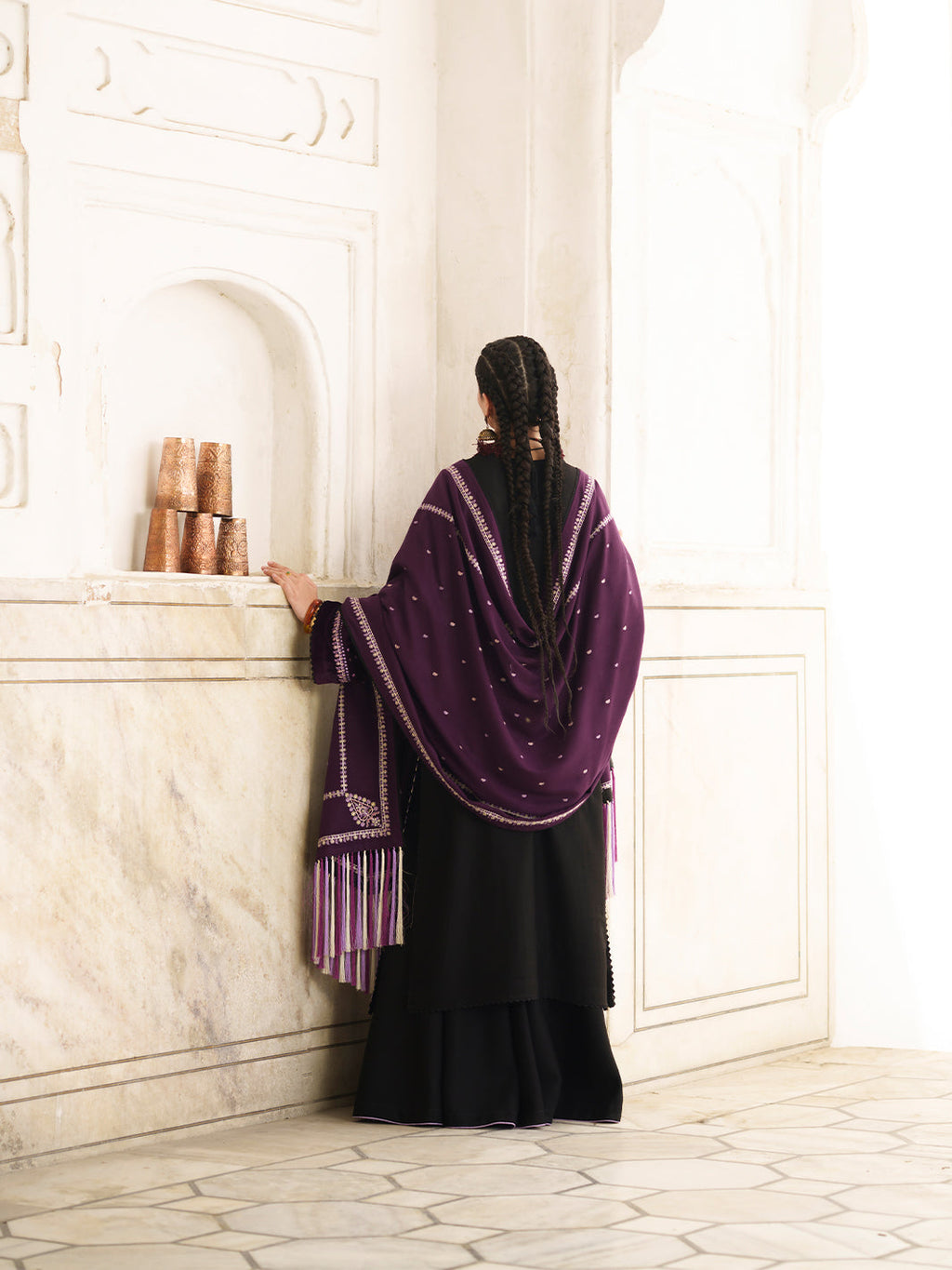 BIn Ilyas | Gulnar Karandi '26 Winter | 1013 B