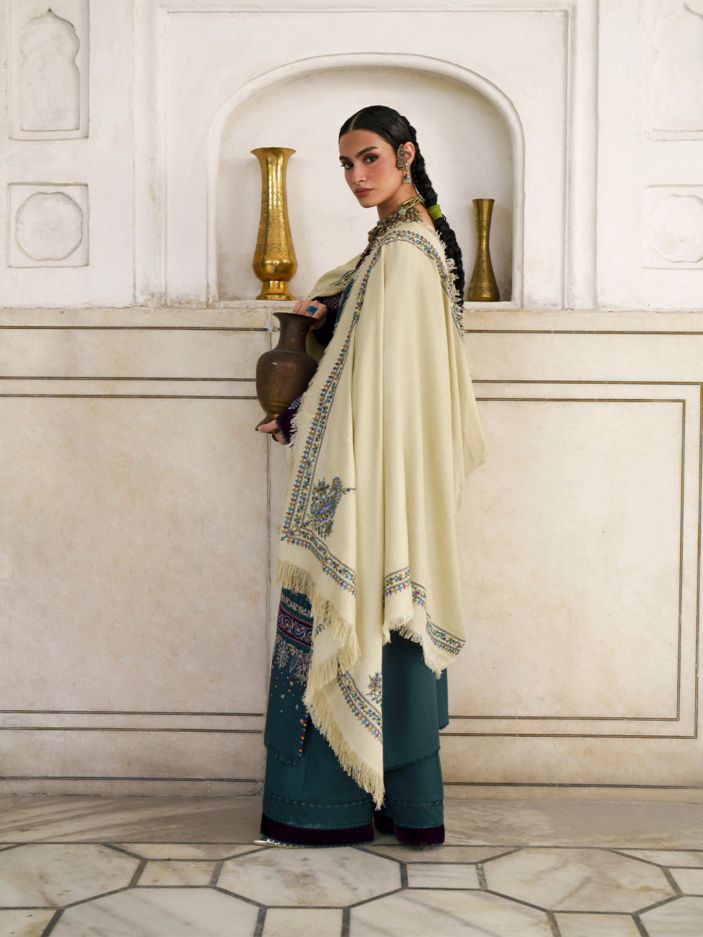 BIn Ilyas | Gulnar Karandi '26 Winter | 1014 A