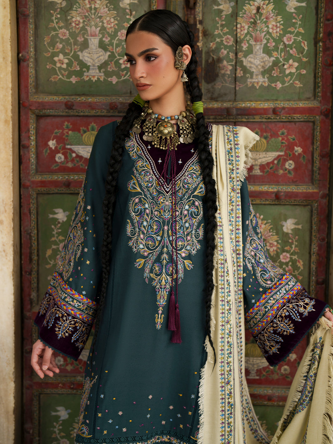 BIn Ilyas | Gulnar Karandi '26 Winter | 1014 A
