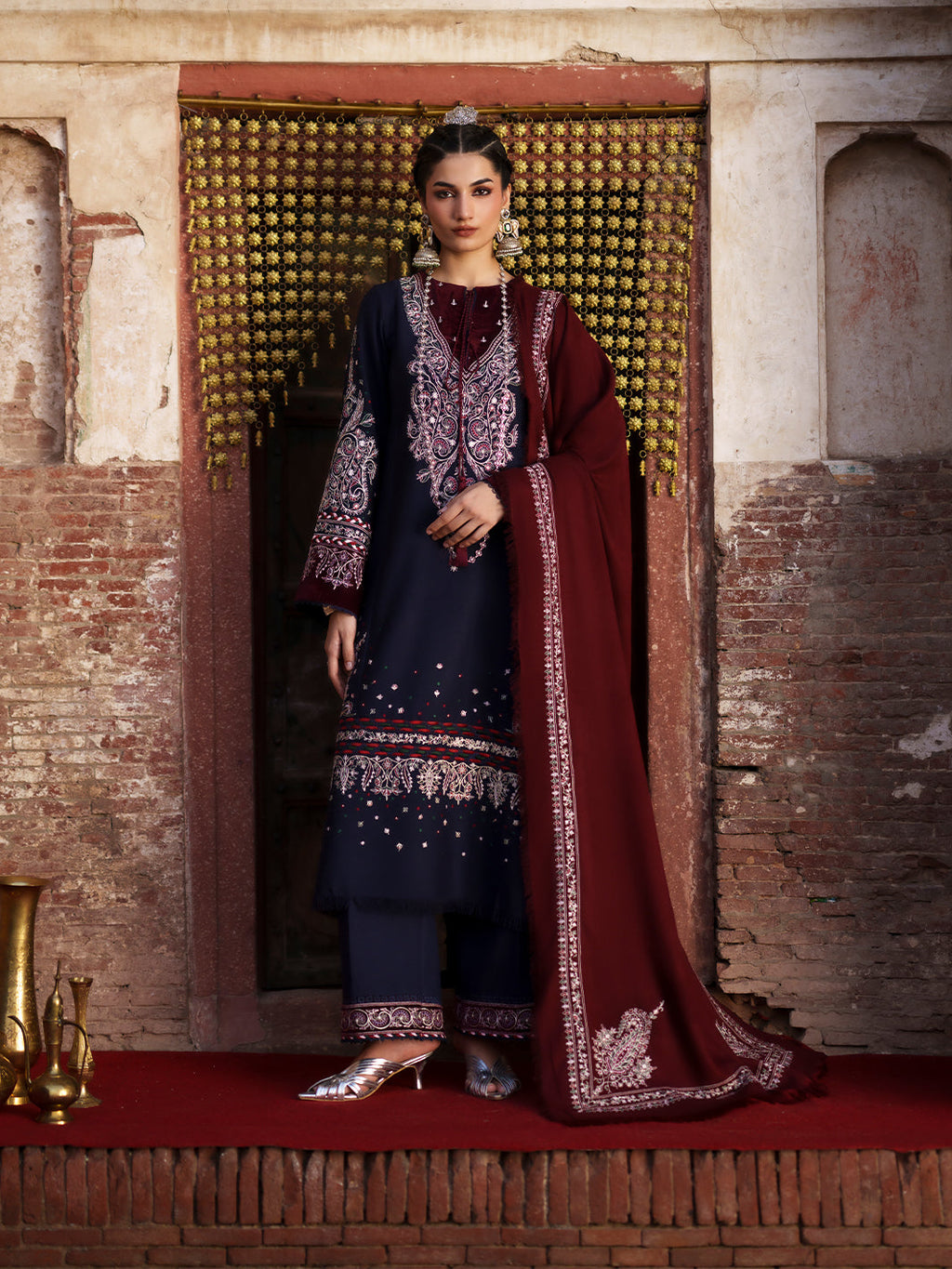 BIn Ilyas | Gulnar Karandi '26 Winter | 1014 B
