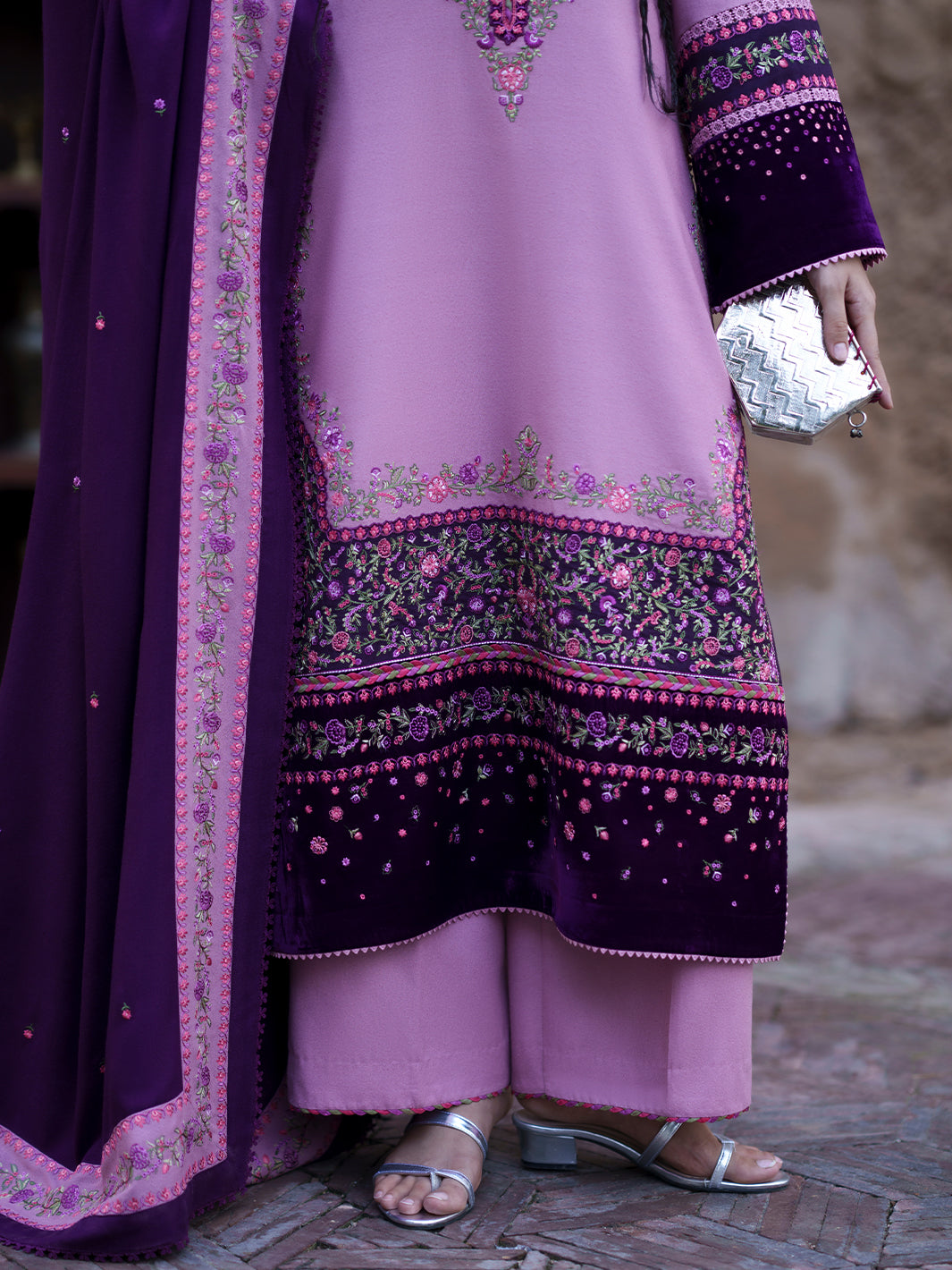 BIn Ilyas | Gulnar Karandi '26 Winter | 1016 A