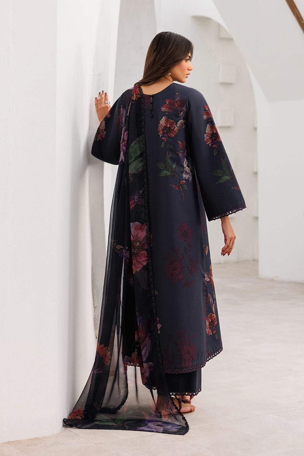 Iznik | Printed Lawn | UE-645