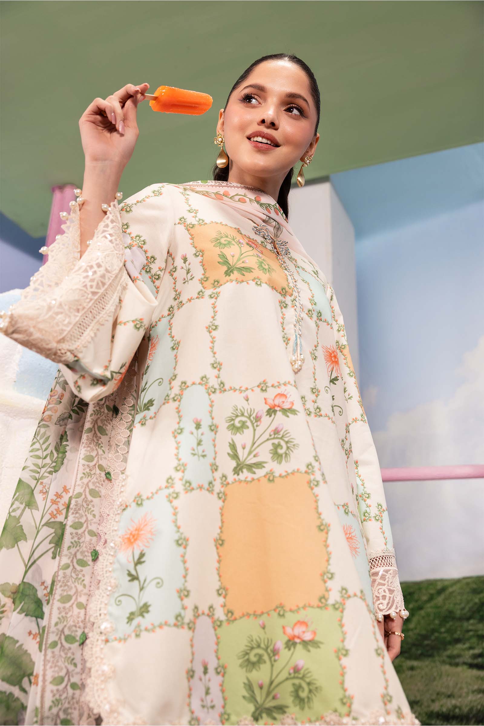 MARIA B | 3 Pc Unstitched Embroidered Lawn Suit | MB-CUSV13-10A