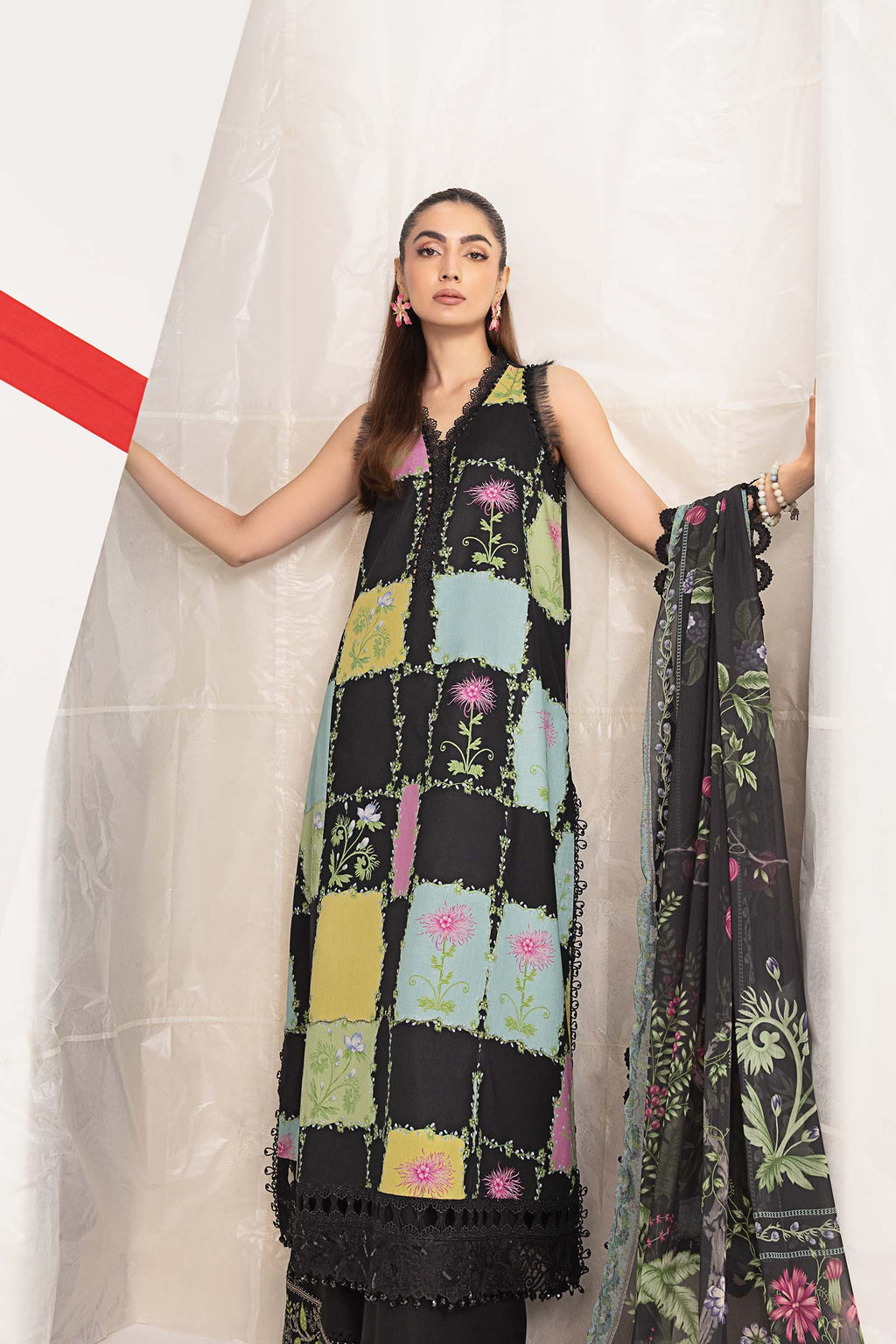MARIA B | 3 Pc Unstitched Embroidered Lawn Suit | MB-CUSV13-10B