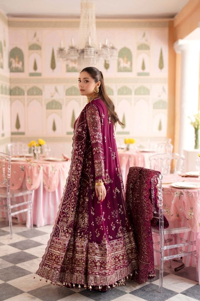Nureh | Jhoomro Luxury Formals | Nur
