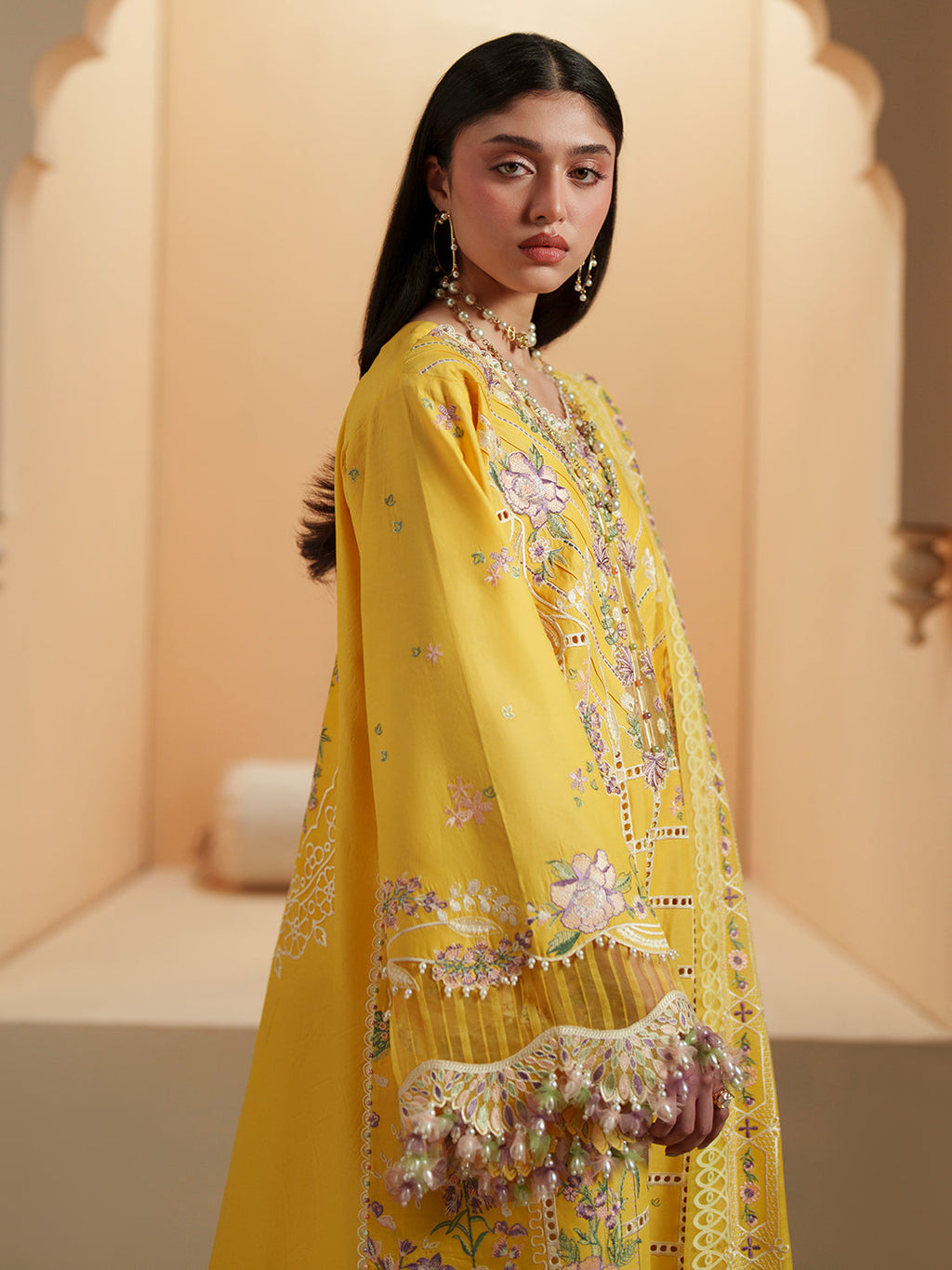 Bin ILyas | Mashriq Luxury Lawn '26 | D-111-B