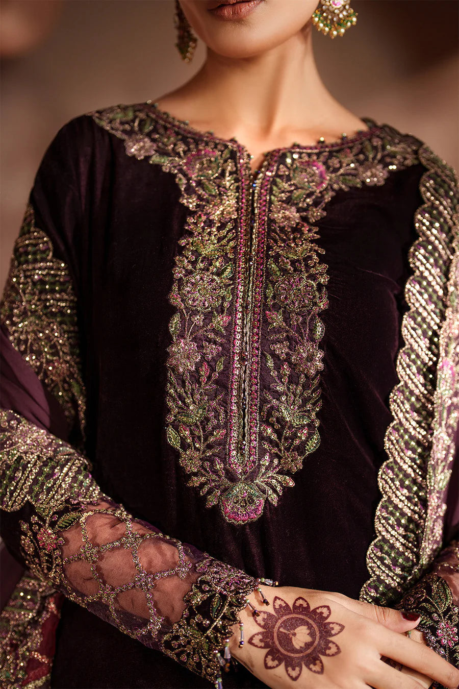 IZNIK | VELVET FORMALS | IV-61