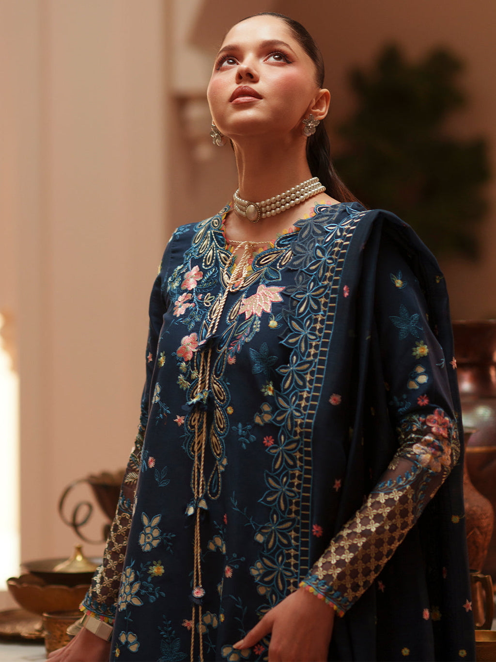 Bin ILyas | Mashriq Luxury Lawn '26 | D-117-C
