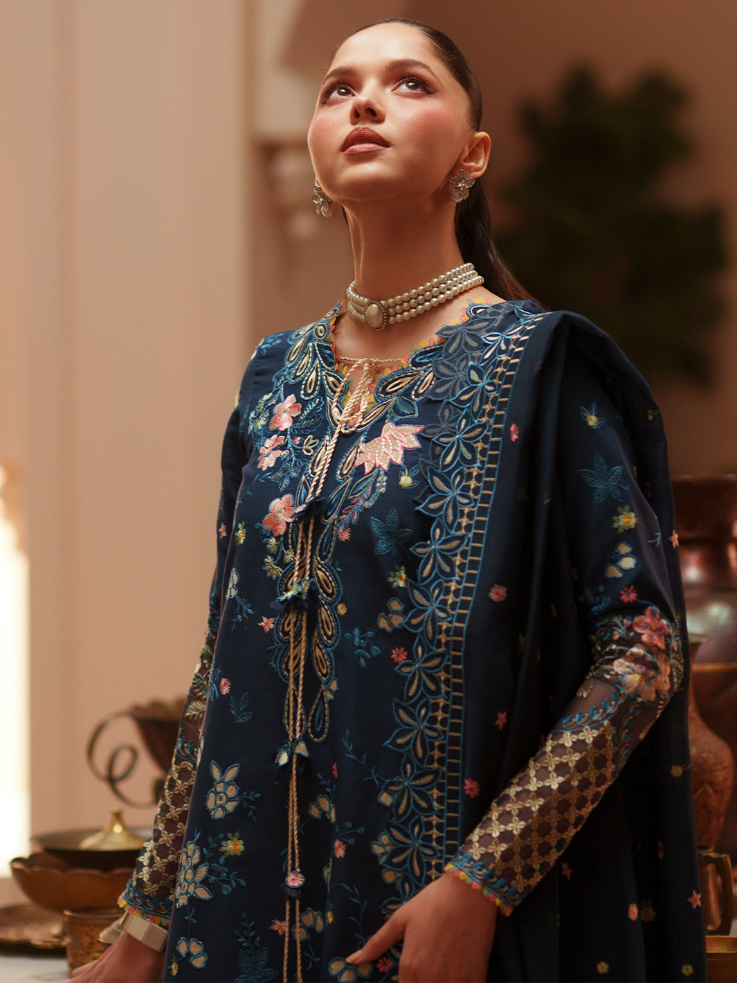 Bin ILyas | Mashriq Luxury Lawn '26 | D-117-C