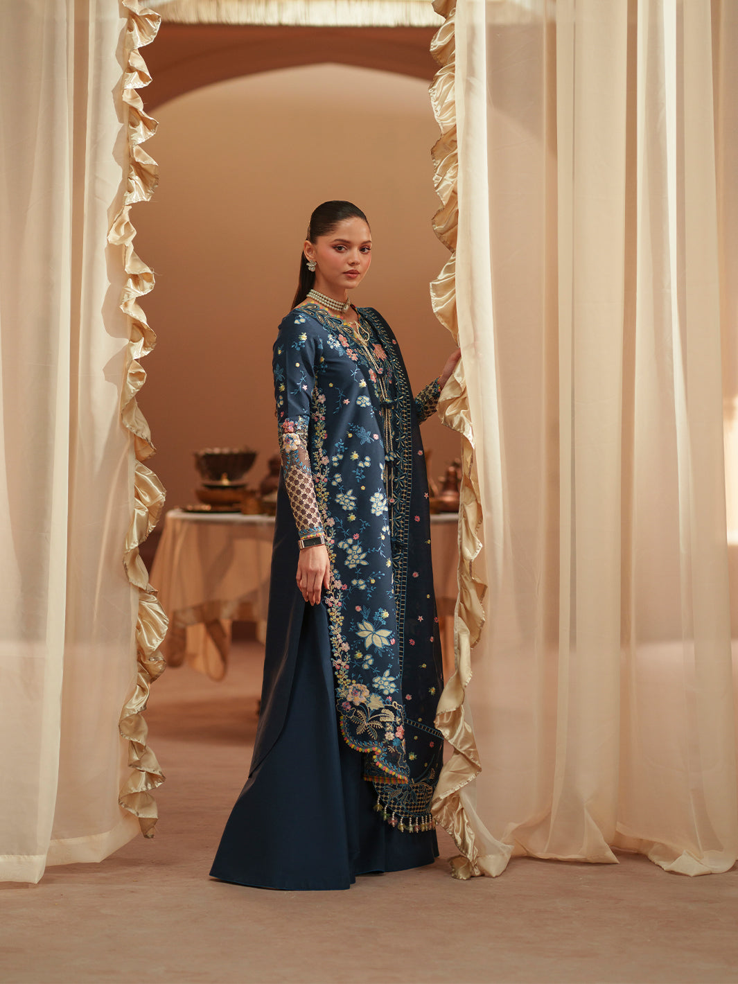 Bin ILyas | Mashriq Luxury Lawn '26 | D-117-C