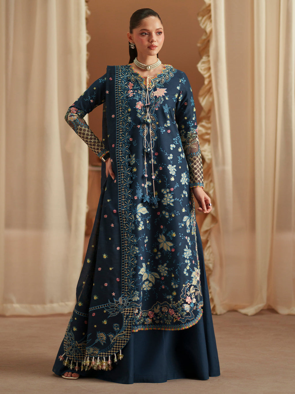 Bin ILyas | Mashriq Luxury Lawn '26 | D-117-C
