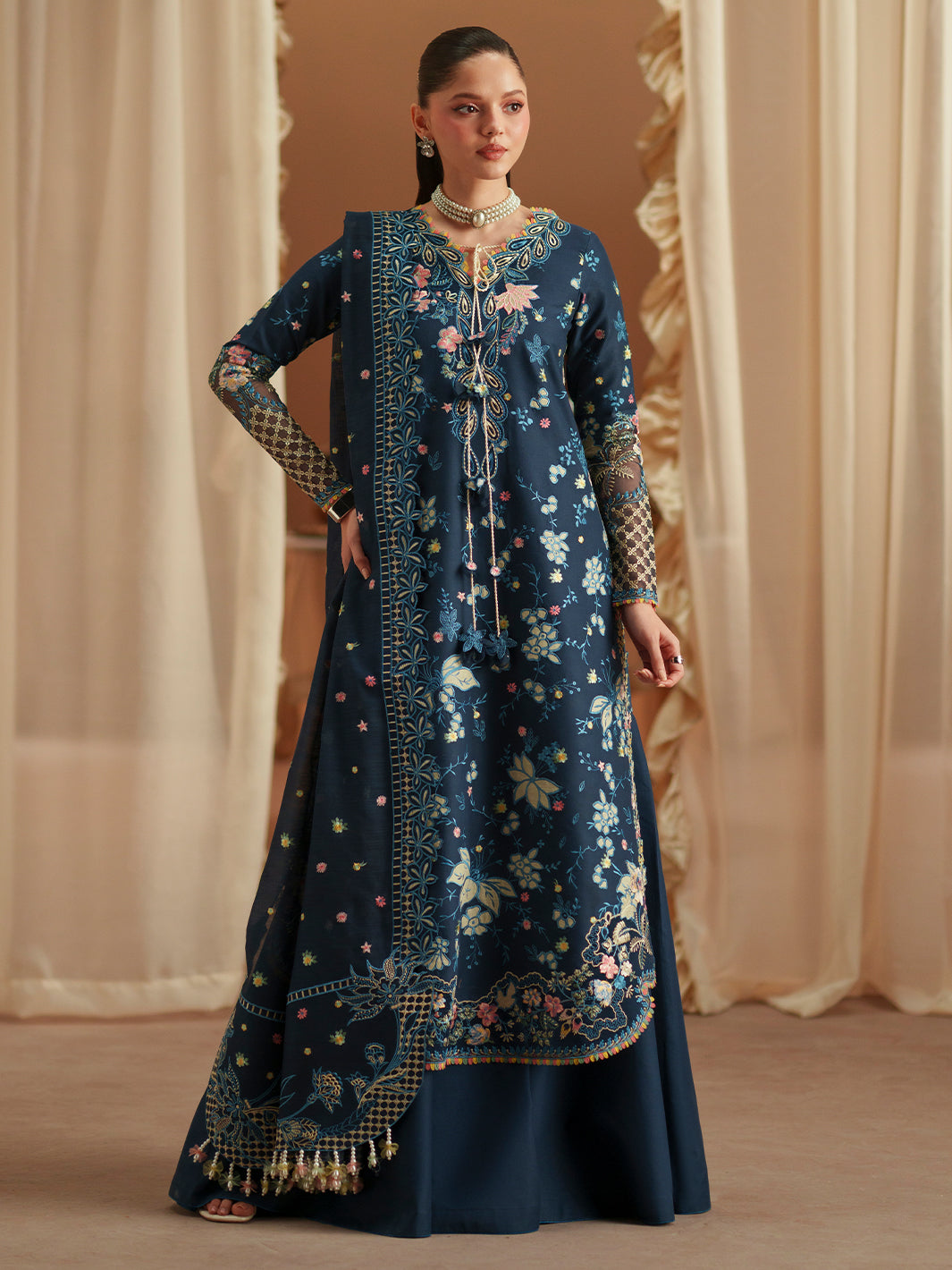 Bin ILyas | Mashriq Luxury Lawn '26 | D-117-C