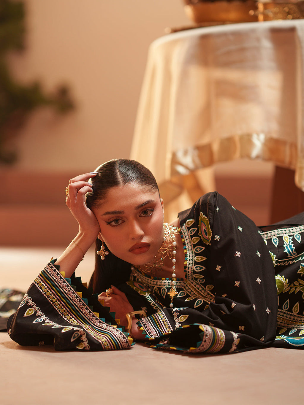 Bin ILyas | Mashriq Luxury Lawn '26 | D-118-B