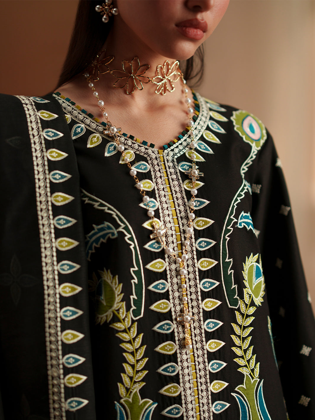 Bin ILyas | Mashriq Luxury Lawn '26 | D-118-B