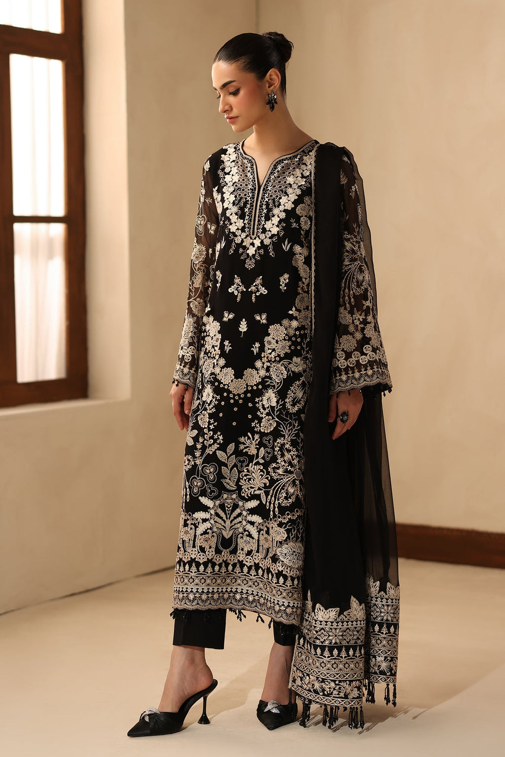 Baroque | EMBROIDERED CHIFFON | UF-4490