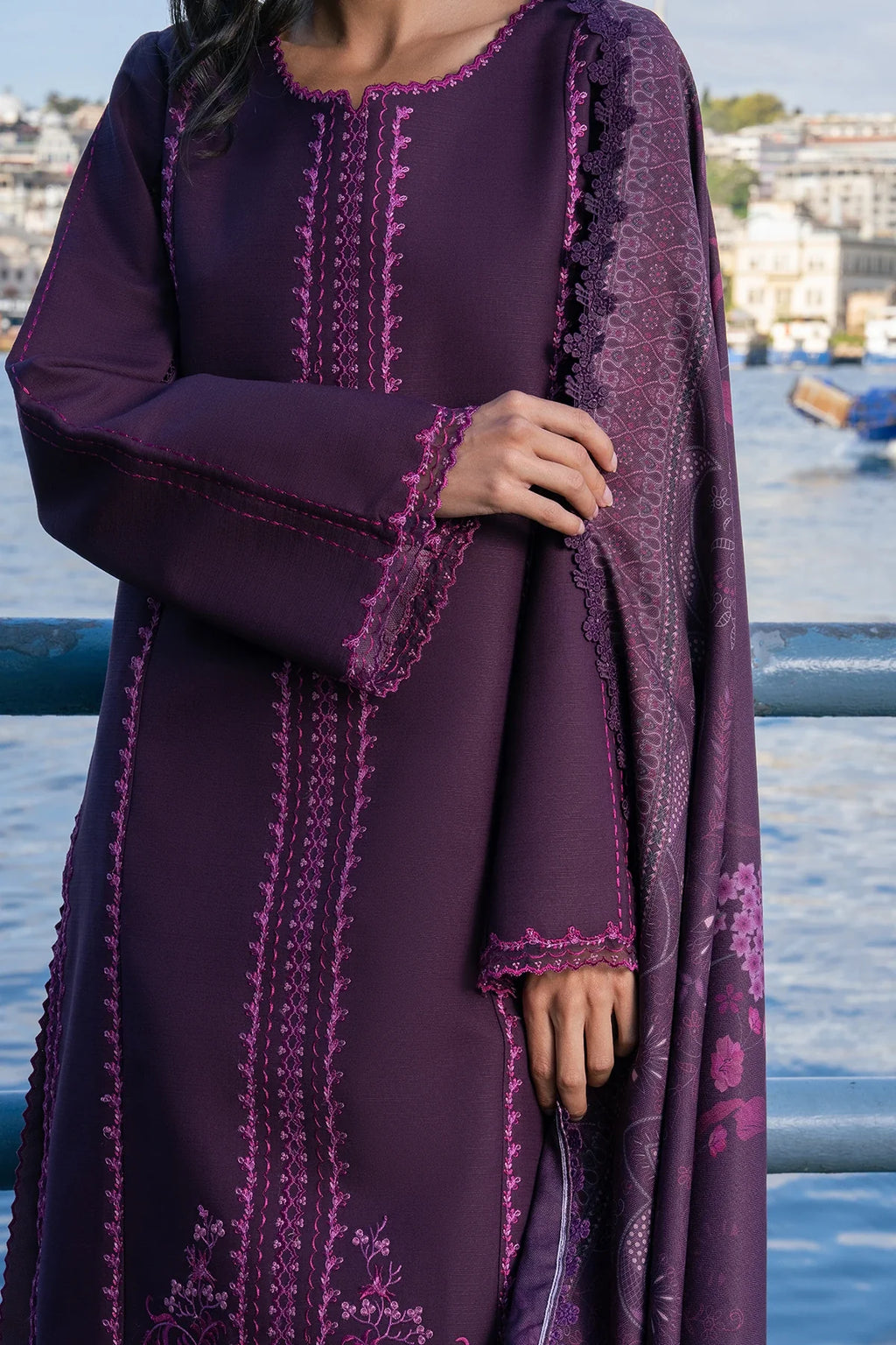 Rang Rasiya | Meet Me in Istanbul Khaddar Winter | Mauve