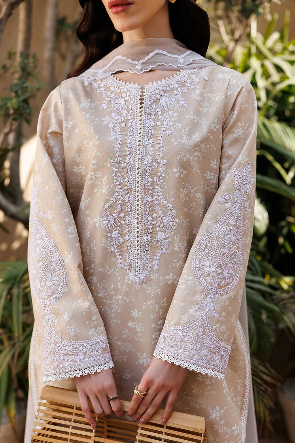 Iznik | Printed Lawn | UE-677